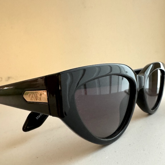 QUAY Australia sunglasses - Picture 4 of 5